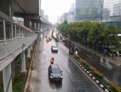 Weather Forecast: Rain Alert Accompanied by Lightning in Jaktim and Jaksel