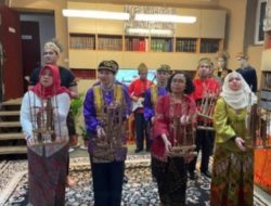 Indonesian embassy holds fundraiser for Ukrainian refugees
