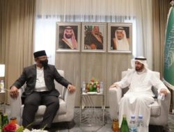 Minister Qoumas, Saudi minister discuss 2023 Hajj initial preparations