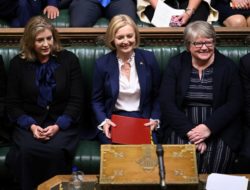 New UK leader Liz Truss finalizes huge power subsidy plan