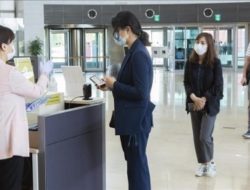 Daily infections top 70K as South Korea faces ‘new virus wave’