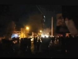 Protestors burn down old home of Iran’s regime founder Ayatollah Khomeini