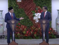 PM Anwar Ibrahim invites President Jokowi to visit Malaysia