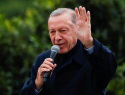 Turkiye’s Erdogan wins another term as president