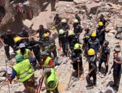 Building collapse in Cairo kills 9