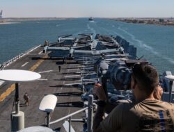 US deploys new forces and warships to Red Sea
